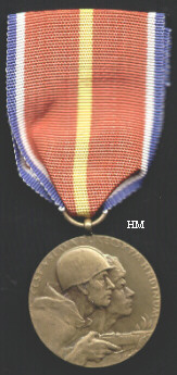 Battle of Dukla Pass Medal, obverse