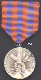 Anti-Fascism Medal, obverse