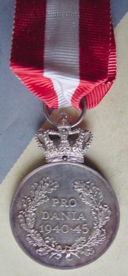 Liberation Medal, reverse