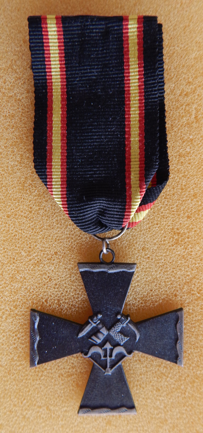 7th Division Cross