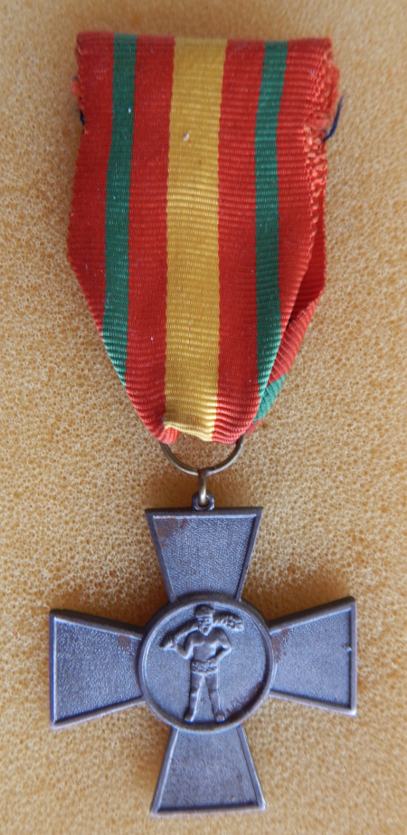 6th Division Cross
