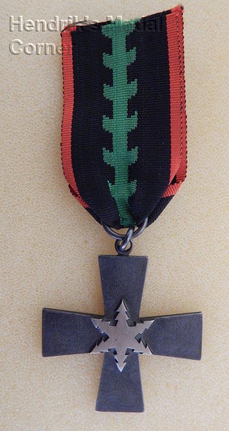 Aunus Cross