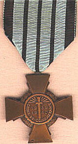 The Vichy Combatant's Cross reverse