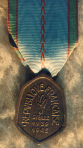 The War Commemorative Medal reverse