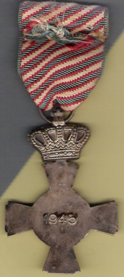Air Force Merit Cross, reverse