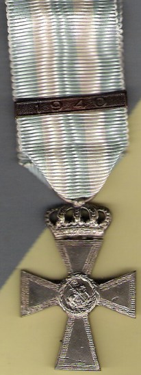 Silver Valour Cross