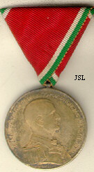 Gold Bravery Medal