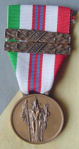 War of Liberation Medal, 1st type, obverse