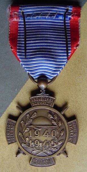 WW2 Volunteers Medal, reverse