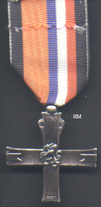 NL-resistcomm2.JPG (31944 bytes)