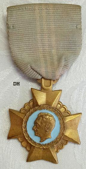 Gold Cross for Gallantry, obverse